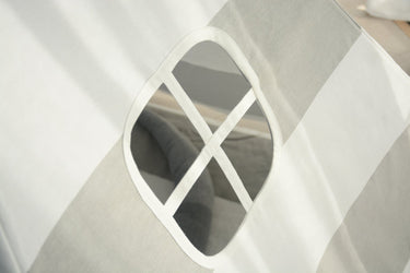Canvas play tent
